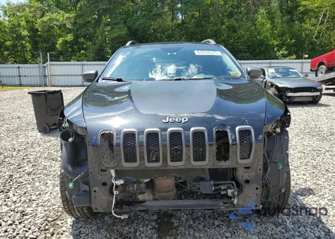 2016 Jeep Cherokee Trailhawk z USA, uszkodzony, nr VIN 1C4PJMBS3GW318719